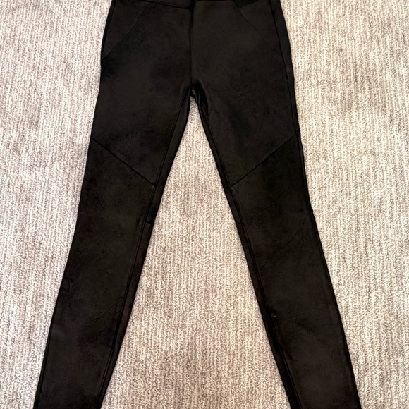 NWT Free People Vegan Stretch Leather SkinnyLeggings Womans Black SZ 2 - Picture 5 of 14